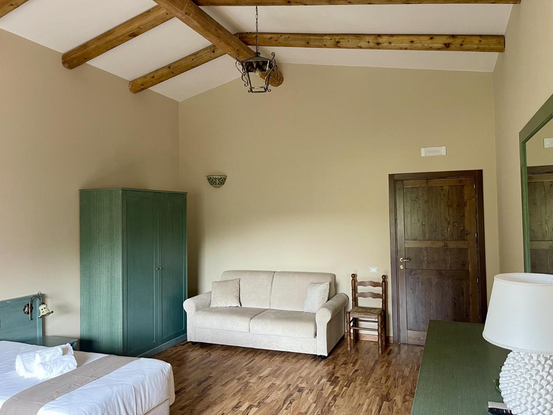 Tenuta Valle Delle Ferle Кальтаджироне Экстерьер фото